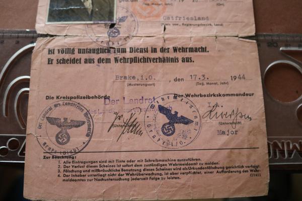 old Wehrmacht decommissioning certificate - Oldenburg - 1944